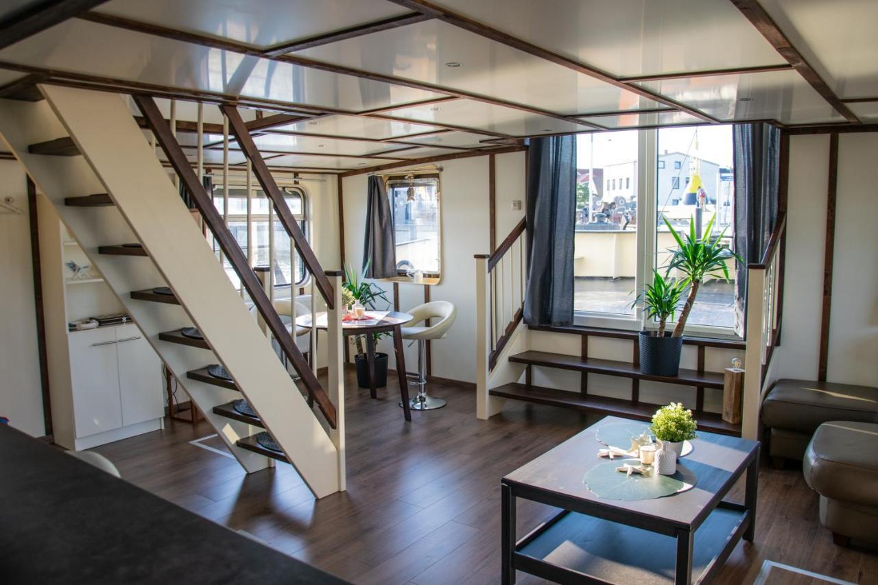 Island-Dreams Hausboot Cecilie Apartment ชลีสวิก ภายนอก รูปภาพ