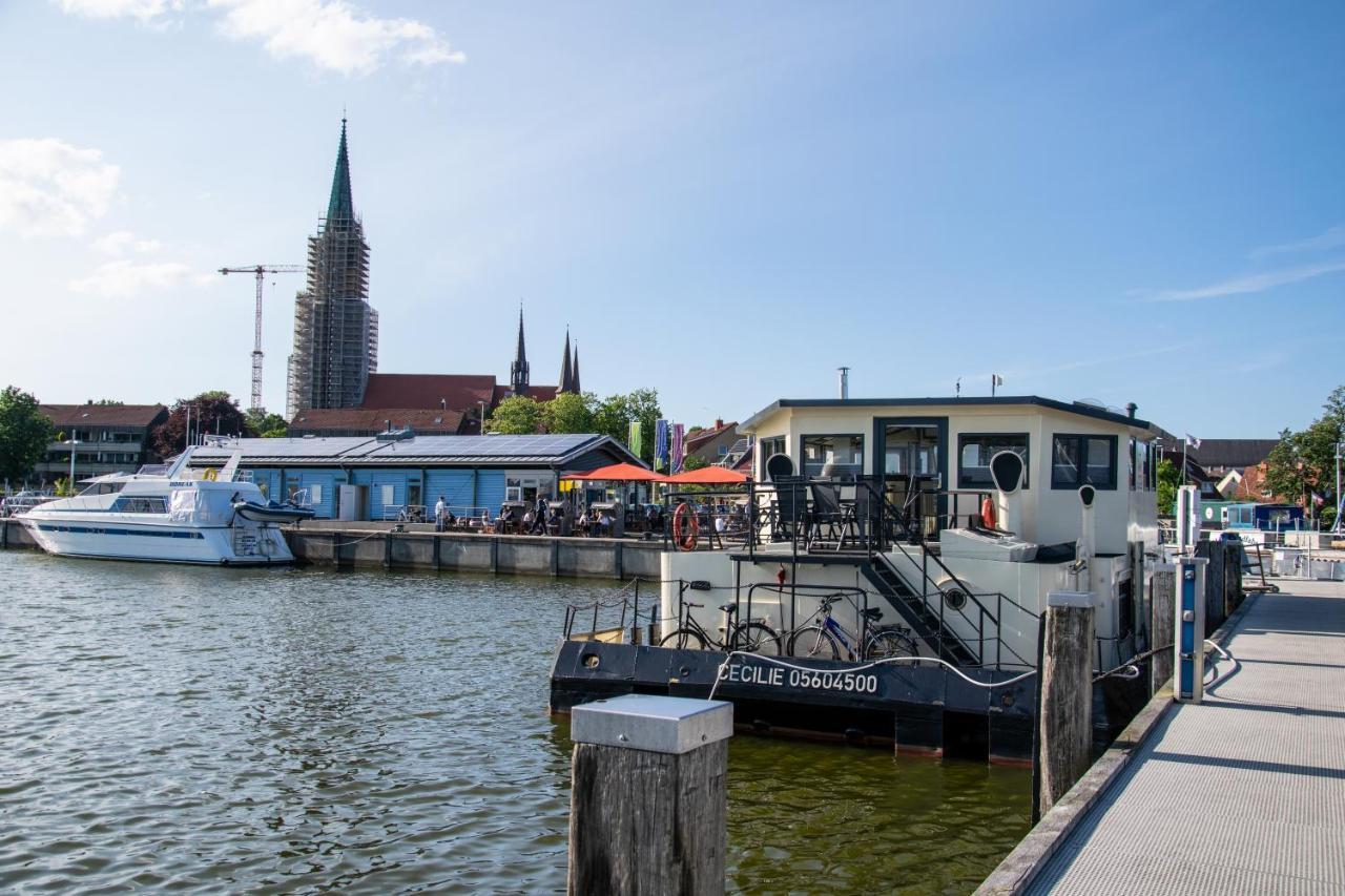 Island-Dreams Hausboot Cecilie Apartment ชลีสวิก ภายนอก รูปภาพ
